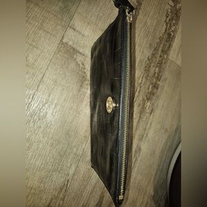 Michael Kors Fulton Large Croco Embossed Leather Clutch Wristlet (Black)